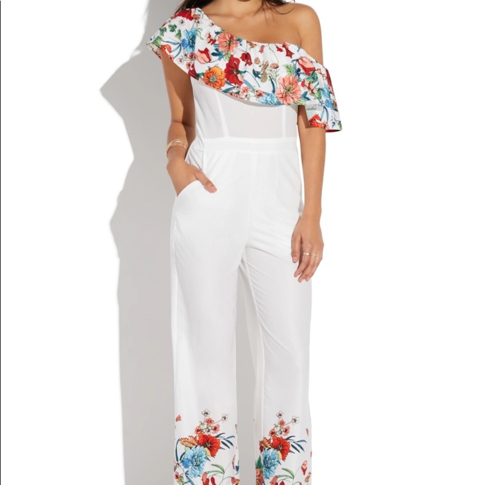 2/$30🔥 One Shoulder Jumpsuit With Border Print